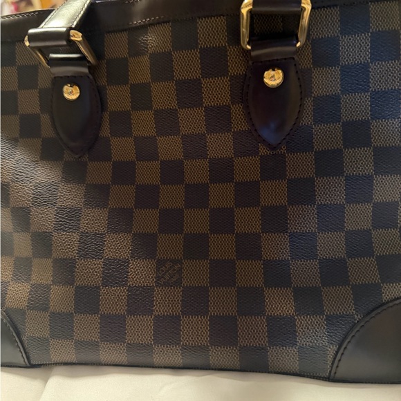 Louis Vuitton Damier Ebene Tote with Red Interior and Gold Hardware - Picture 4 of 15